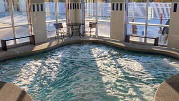 Indoor spa tub