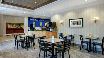 Free daily continental breakfast