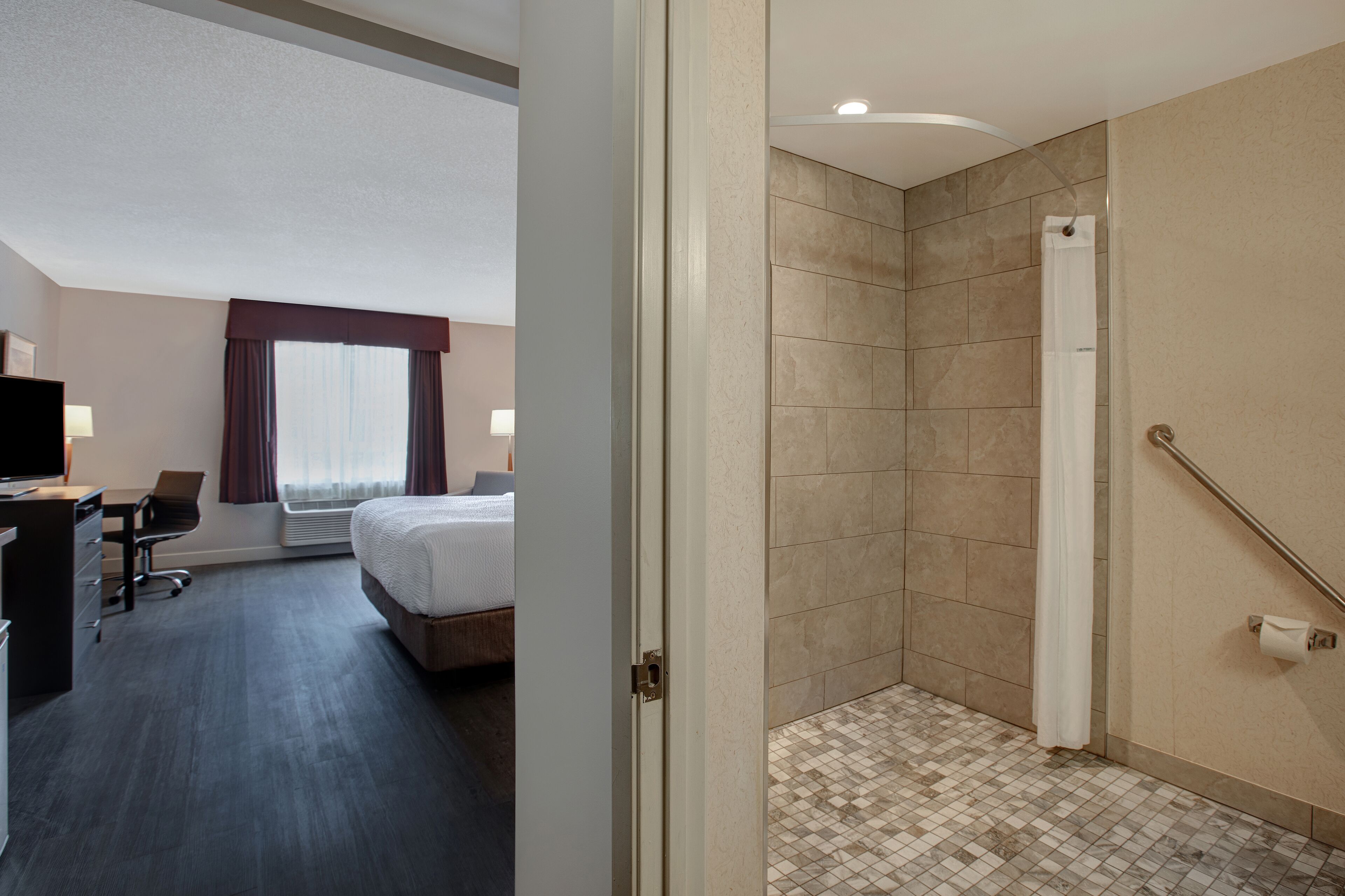 Kamar, 1 Tempat Tidur King, akses difabel, Bebas Asap Rokok | Shower kamar mandi