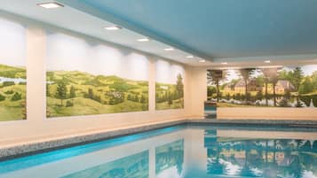 Indoor pool, sun loungers
