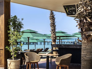 8 bars/lounges, swim-up bar, poolside bar - Rixos Premium Belek - The Land of Legends Access (Serik)