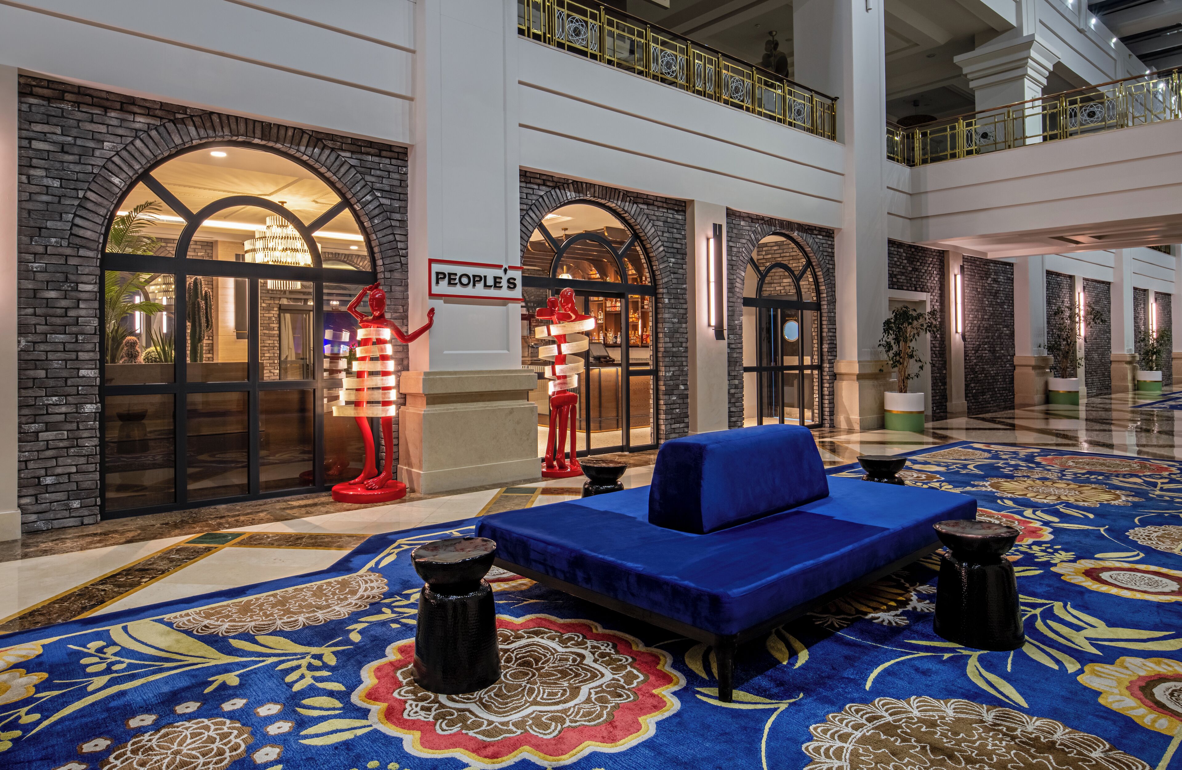 5 restaurants, breakfast, lunch, dinner served; international cuisine