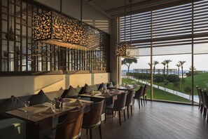 6 restaurants, breakfast, lunch, dinner served; international cuisine - Rixos Premium Belek - The Land of Legends Access (Serik)