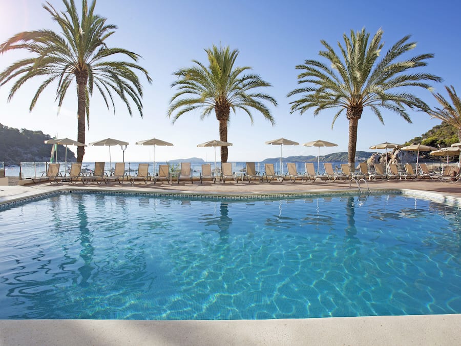 Outdoor pool, pool umbrellas, pool loungers