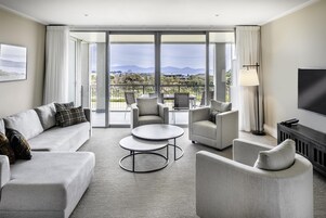 Apartment, 3 Bedrooms | Living area | 32-inch LCD TV with cable channels, TV