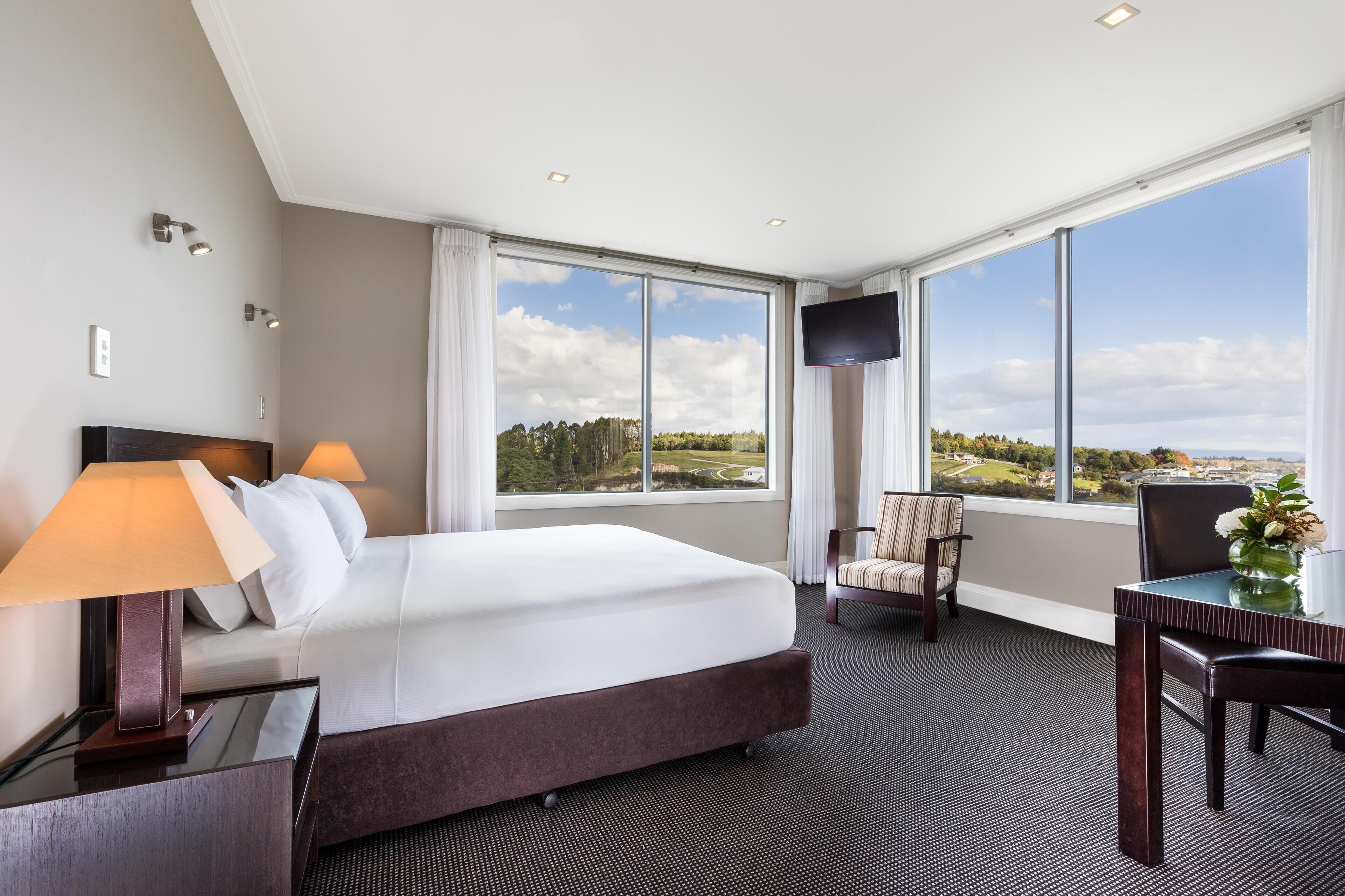 Presidential Suite | In-room safe, blackout curtains, soundproofing, iron/ironing board