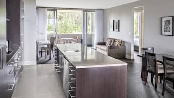 Lägenhet - 3 sovrum | Värdeförvaringsskåp på rummet, mörkläggningsgardiner och ljudisolering