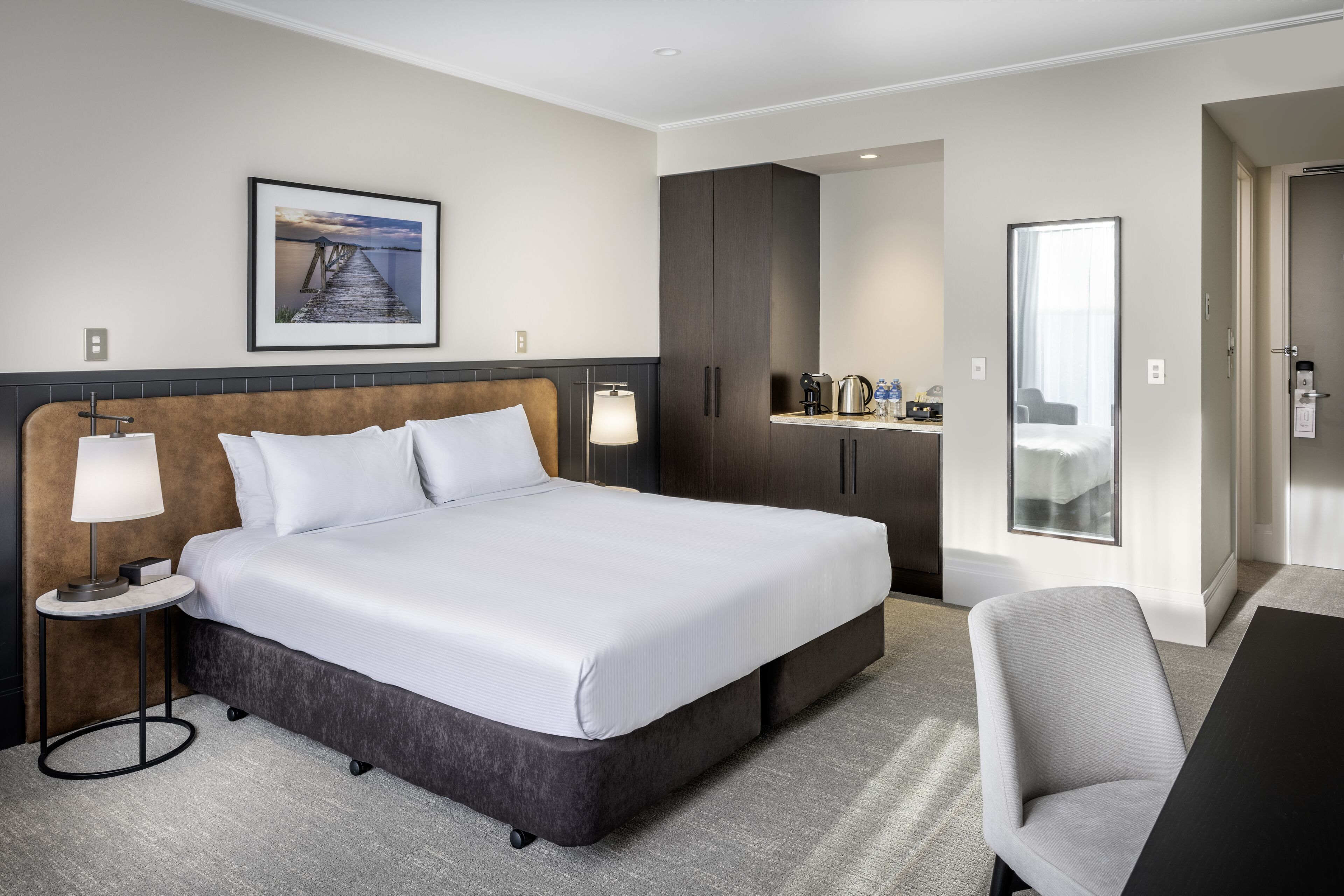 Room, 1 King Bed (Hilton Plus)