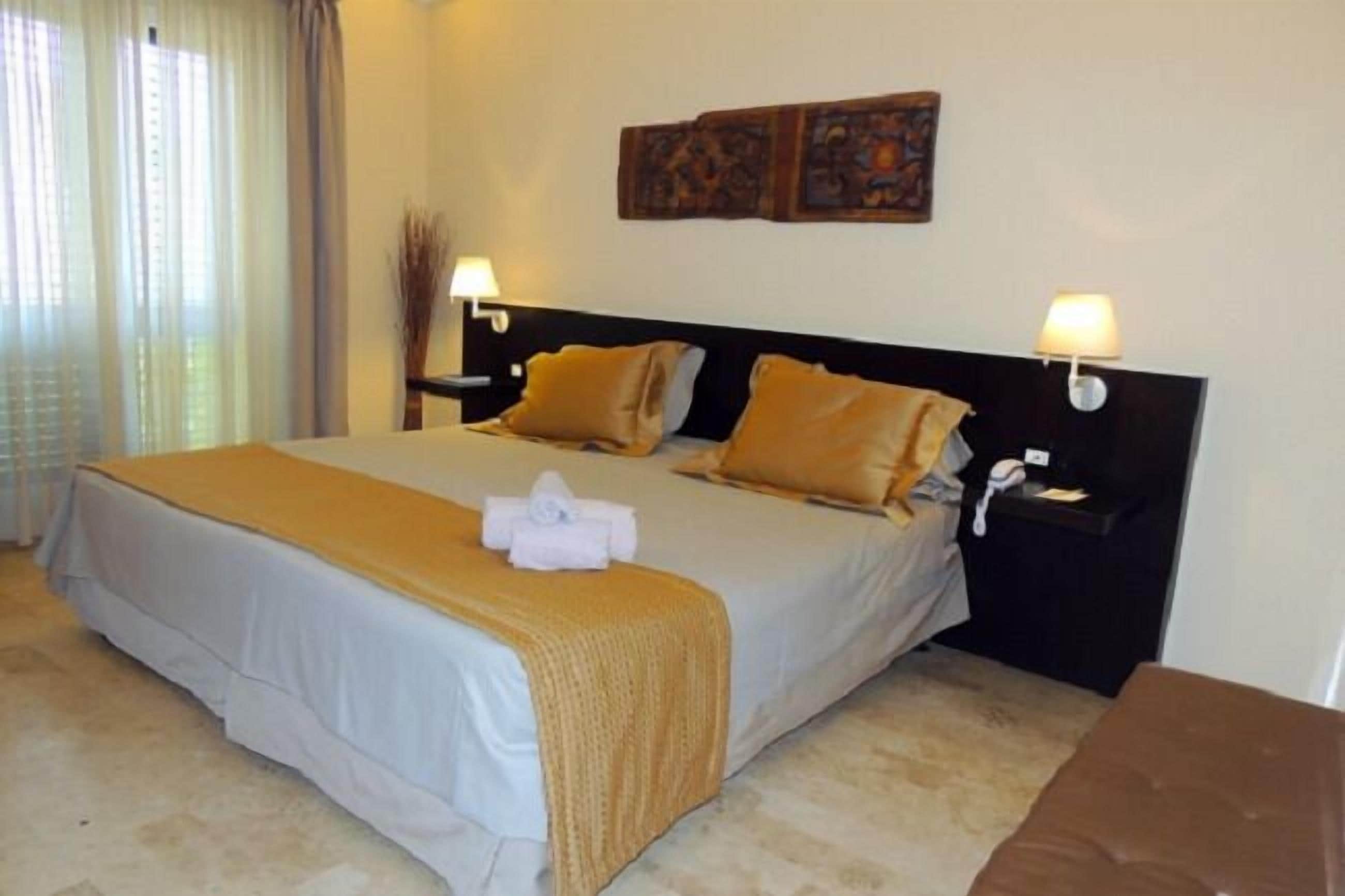 Photo - Ucciardhome Hotel