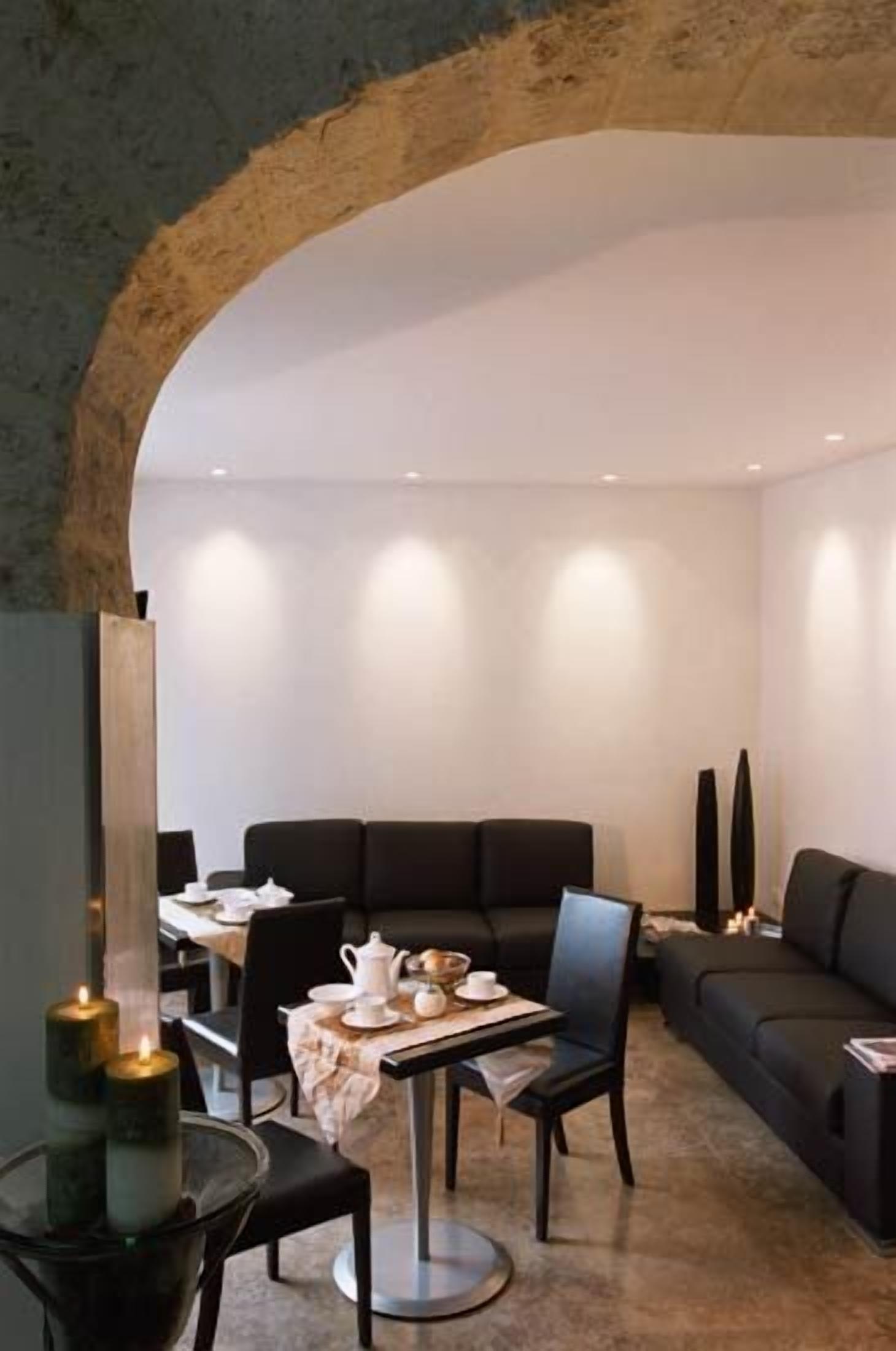 Photo - Ucciardhome Hotel