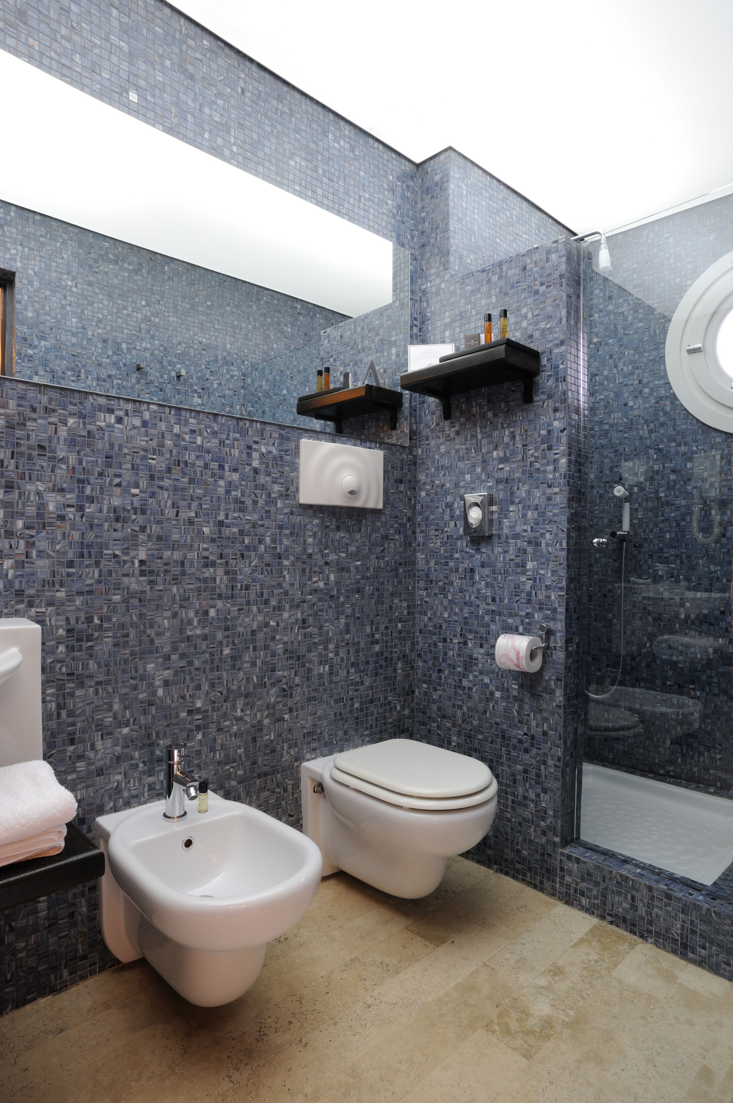 Photo - Ucciardhome Hotel