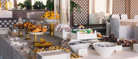 Dagelijks ontbijtbuffet inbegrepen