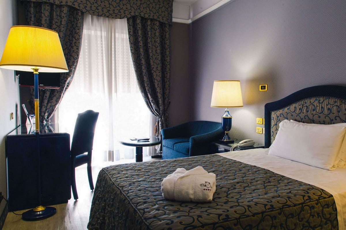 Minibar, in-room safe, desk, blackout drapes