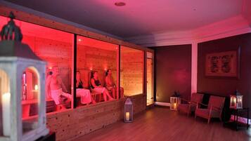 Behandlungsräume für Paare, Sauna, Whirlpool, Dampfbad