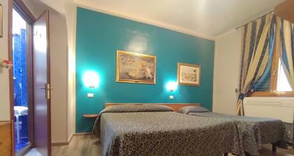 Hotel Santa Croce