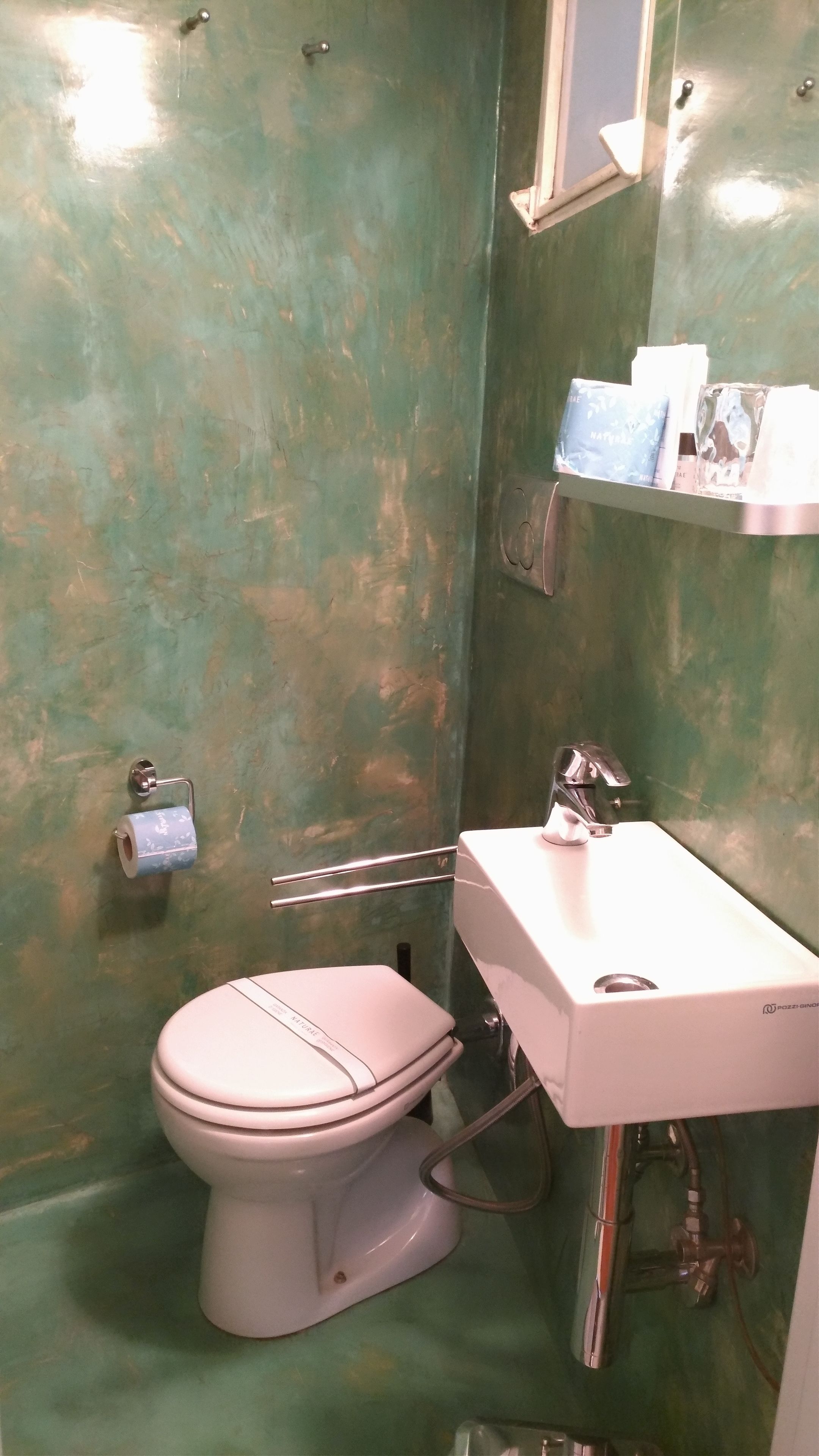 standard apartment, 1 queen bed, city view, annex building | bathroom | shower, rainfall showerhead, free toiletries, hair dryer