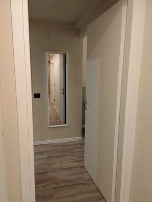 Economy-Doppelzimmer, Annex | Hochwertige Bettwaren, Zimmersafe, Verdunkelungsvorhänge