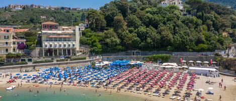 Facciata della struttura