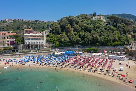 Fassade der Unterkunft. Hotel Venere Azzurra