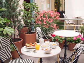 Gratis morgenmadsbuffet hver dag