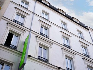 Exterior - Ibis Styles Paris Batignolles (Paris)