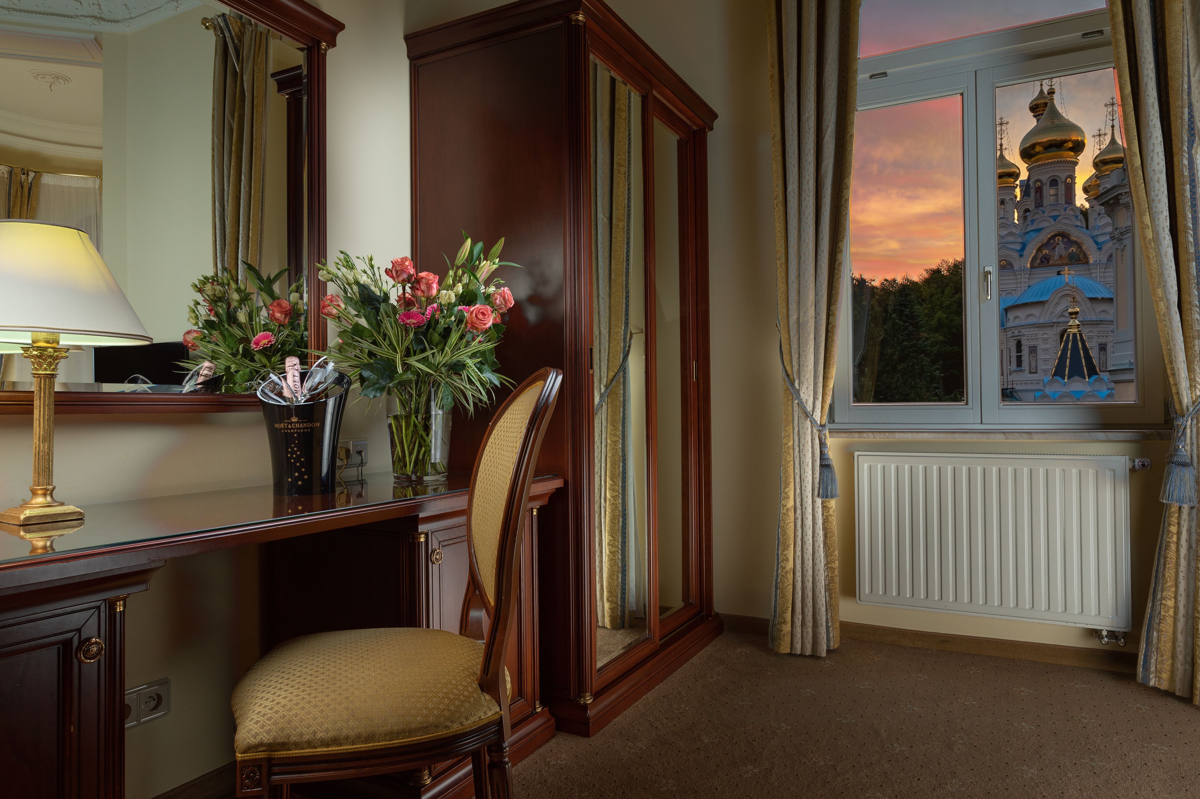 superior room | 1 bedroom, minibar, in-room safe, individually furnished