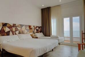 Room - Hotel Miramar Badalona (Badalona)