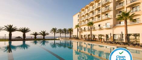 Indoor pool, outdoor pool