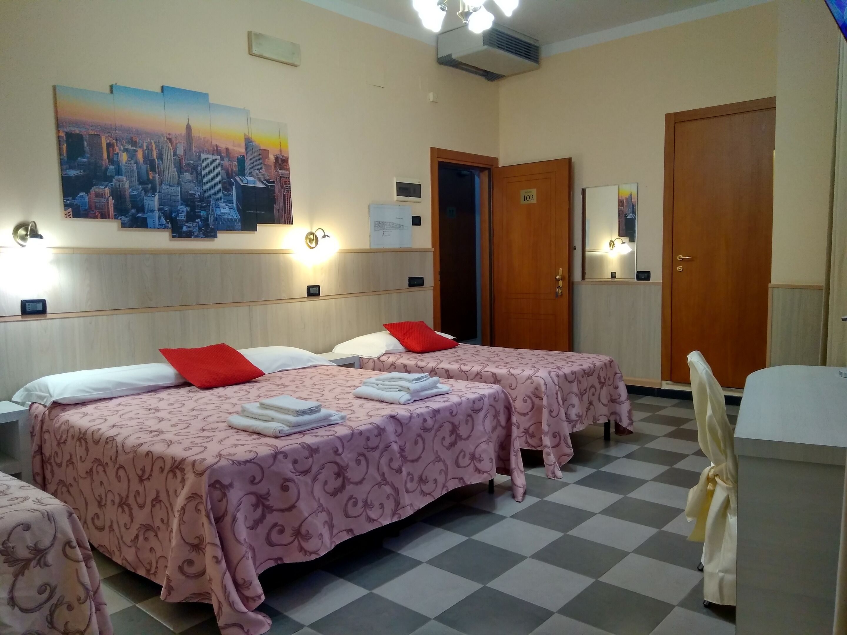 family quadruple room | egyptian cotton sheets, in-room safe, desk, laptop workspace