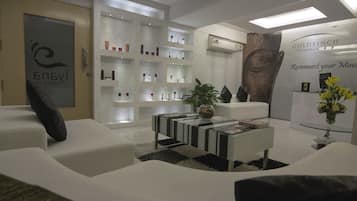 Couples treatment room(s), sauna, steam room, Turkish bath/hammam