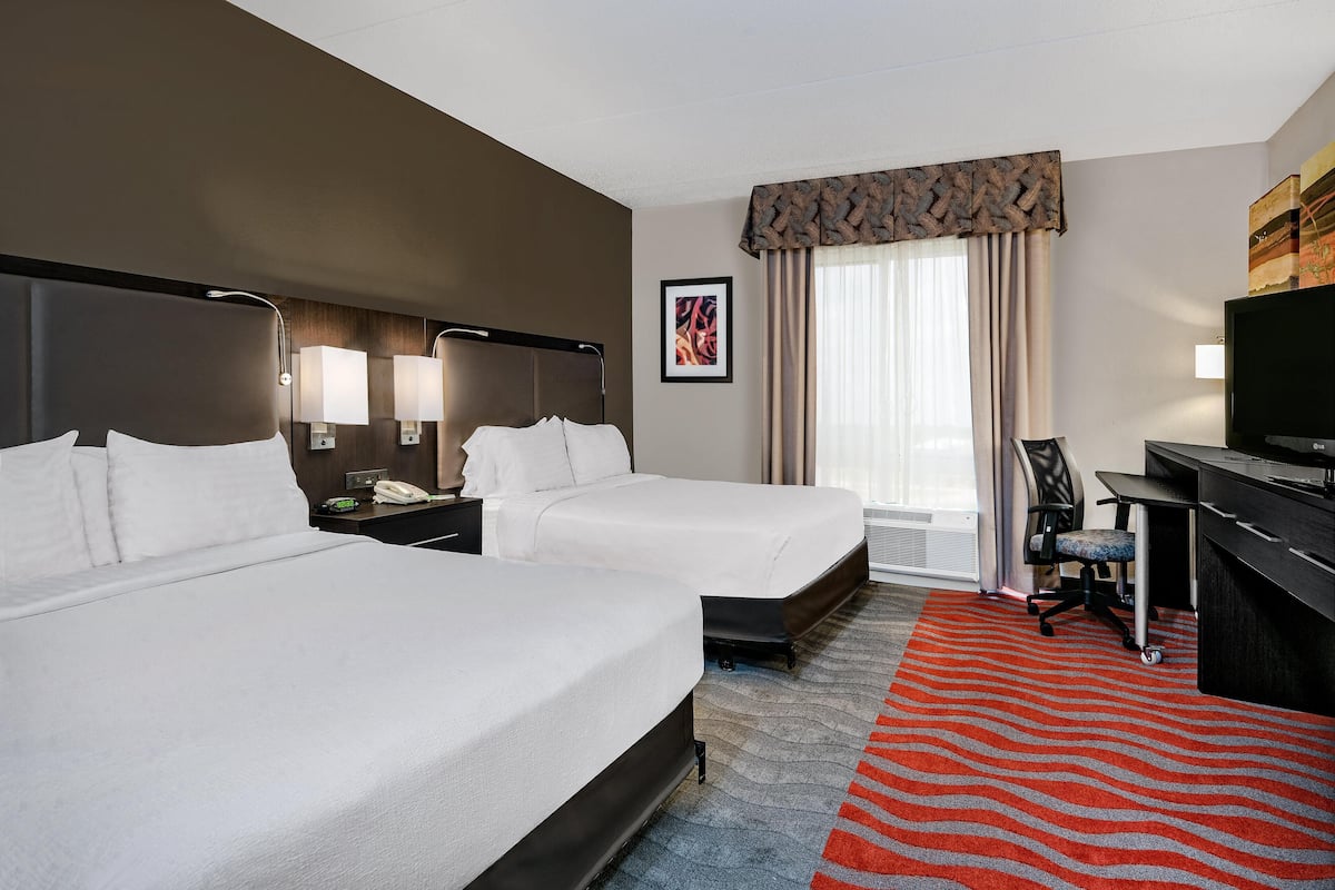 In-room safe, desk, iron/ironing board, free cots/infant beds