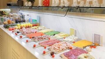 Daily buffet breakfast for a fee