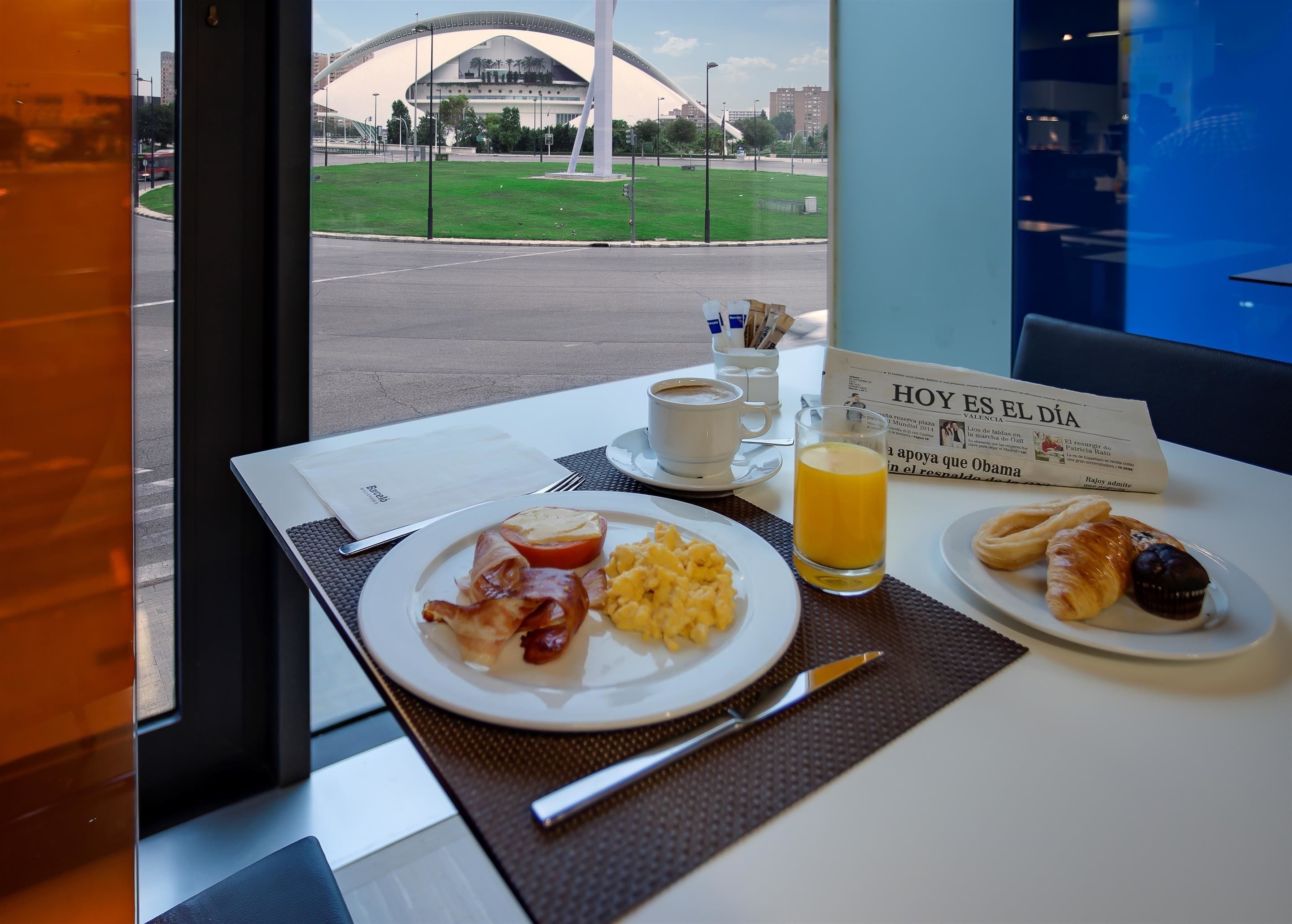 lunch, dinner served; mediterranean cuisine, al fresco dining