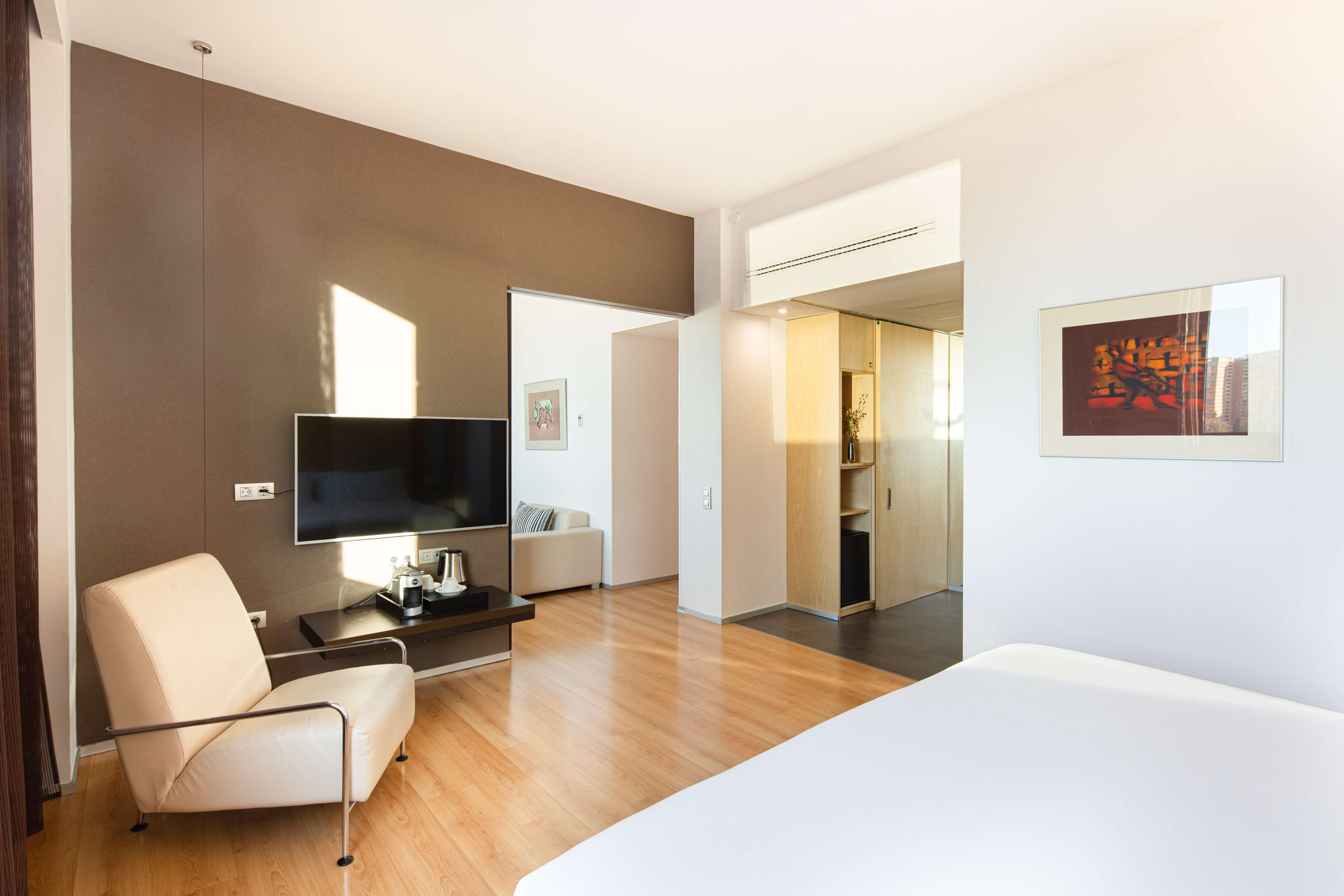 egyptian cotton sheets, premium bedding, minibar, in-room safe