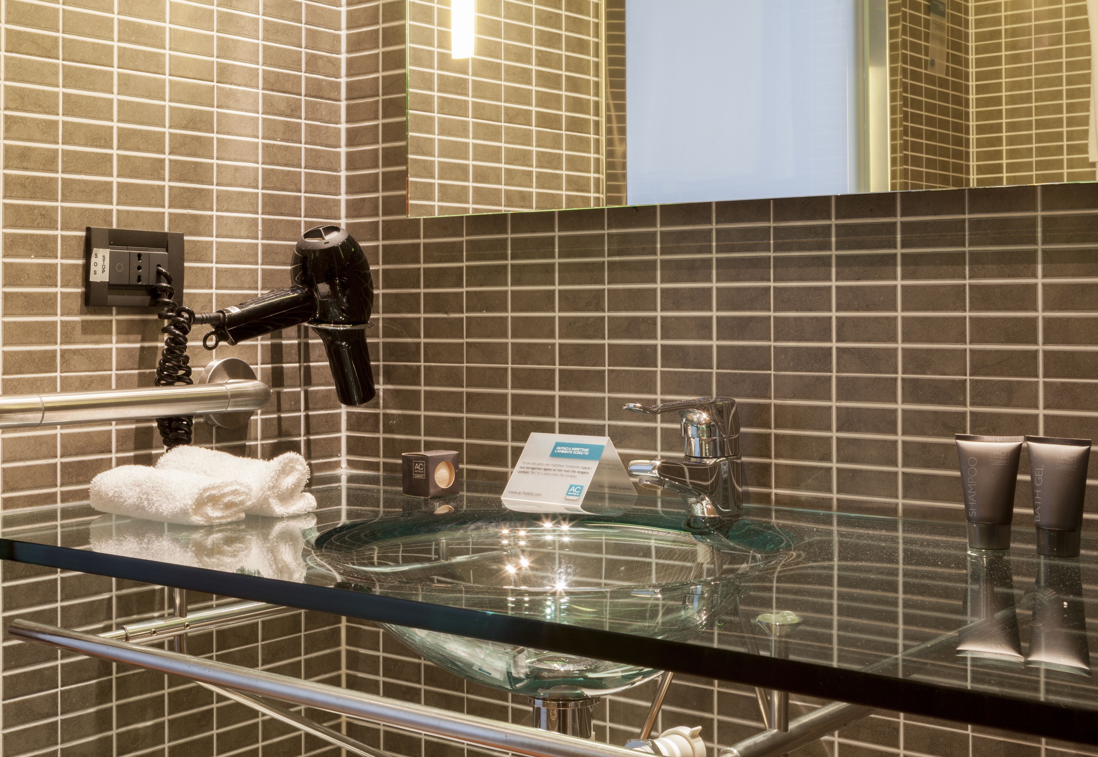 combined shower/bathtub, deep-soaking bathtub, designer toiletries