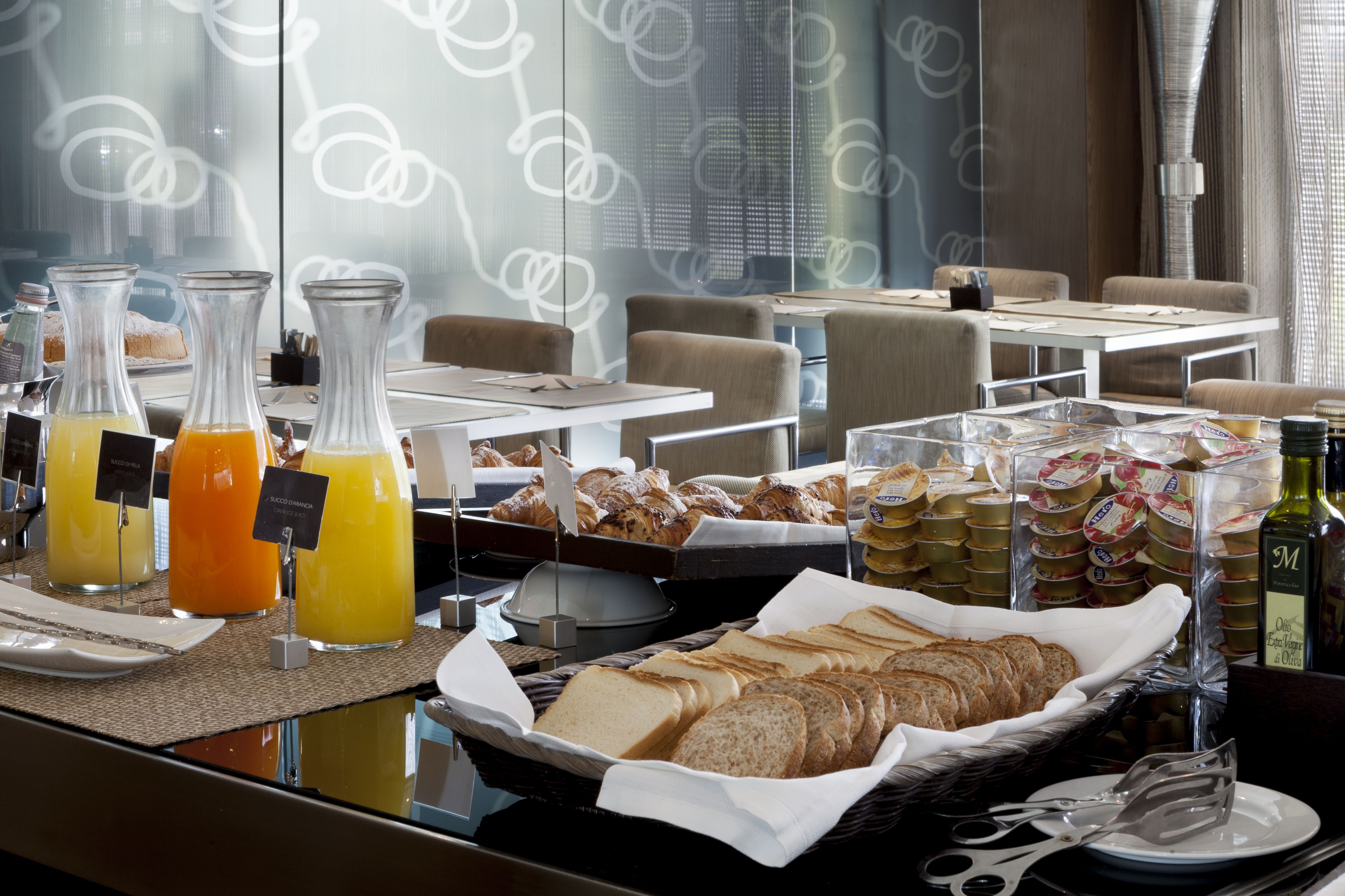 daily buffet breakfast (eur 14 per person)