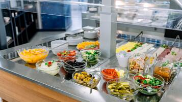 Daily buffet breakfast for a fee