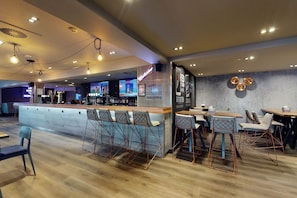Bar (en la propiedad)