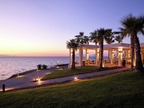 Mandola Rosa at Riviera Olympia, A Grecotel Resort to Live