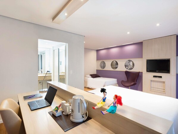 Superior-Zimmer, Mehrere Betten | Allergikerbettwaren, Minibar, Zimmersafe, Schreibtisch