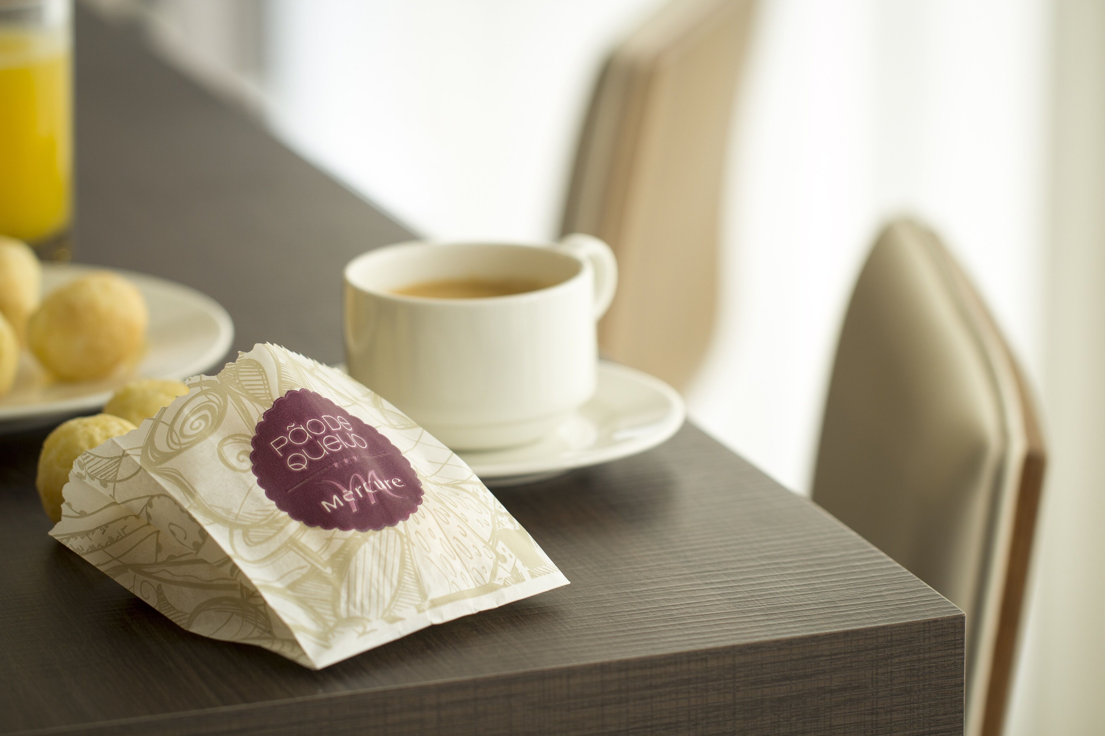 daily buffet breakfast (brl 70 per person)