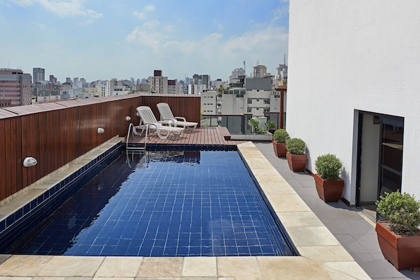 Outdoor pool, pool loungers