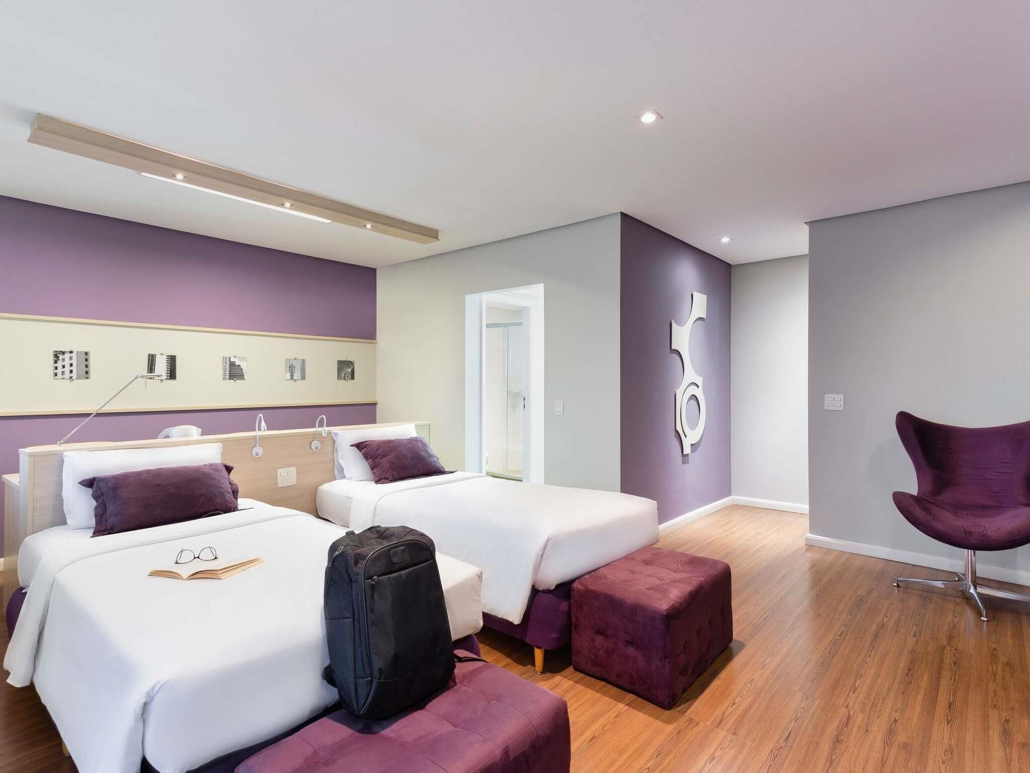 Habitación estándar con 2 camas individuales, 2 camas individuales | Ropa de cama hipoalergénica y minibar 