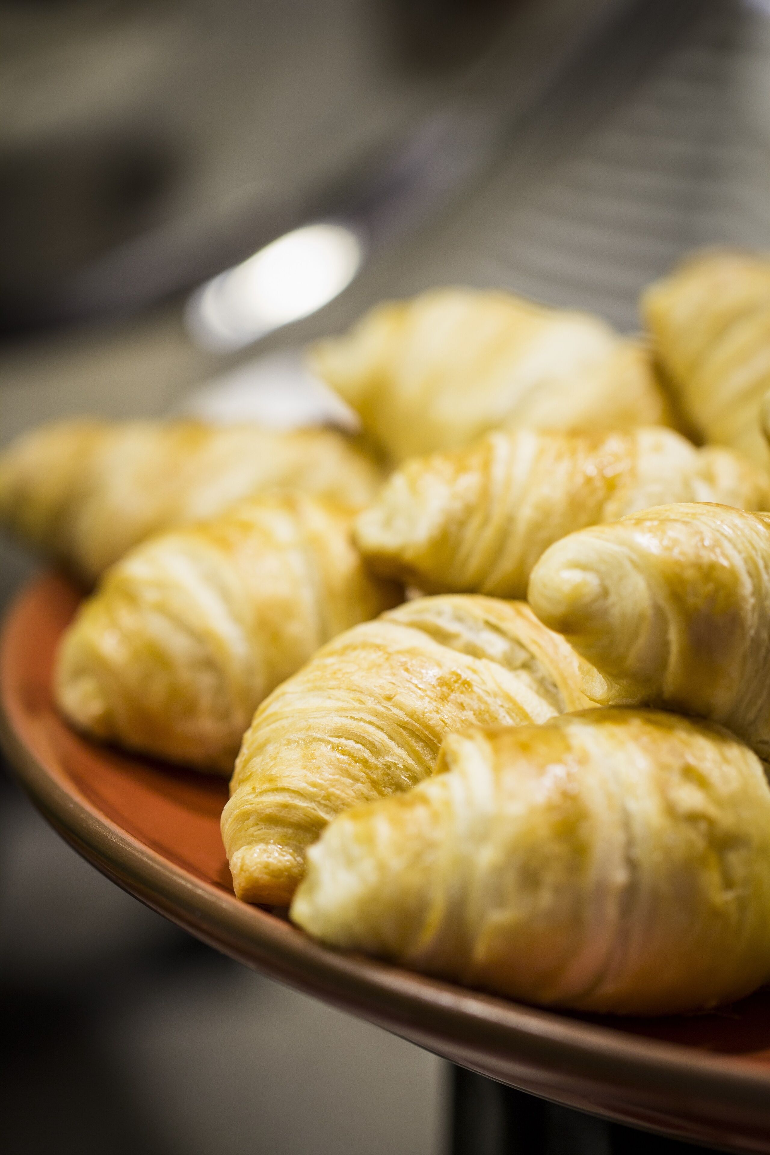 daily buffet breakfast (brl 70 per person)