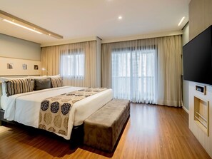 Hypoallergeen beddengoed, een minibar, een kluis op de kamer, een bureau