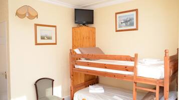 Family Room, Multiple Beds, Non Smoking | Room amenity