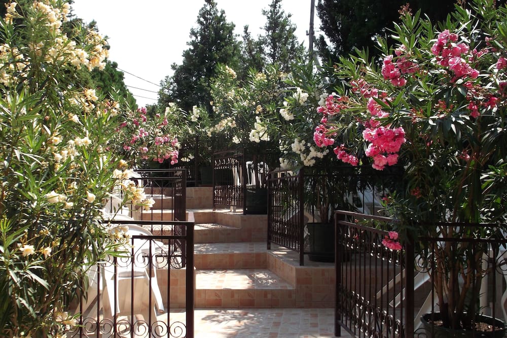 Helios Hotel Pension