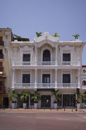 Façana frontal de l'allotjament
