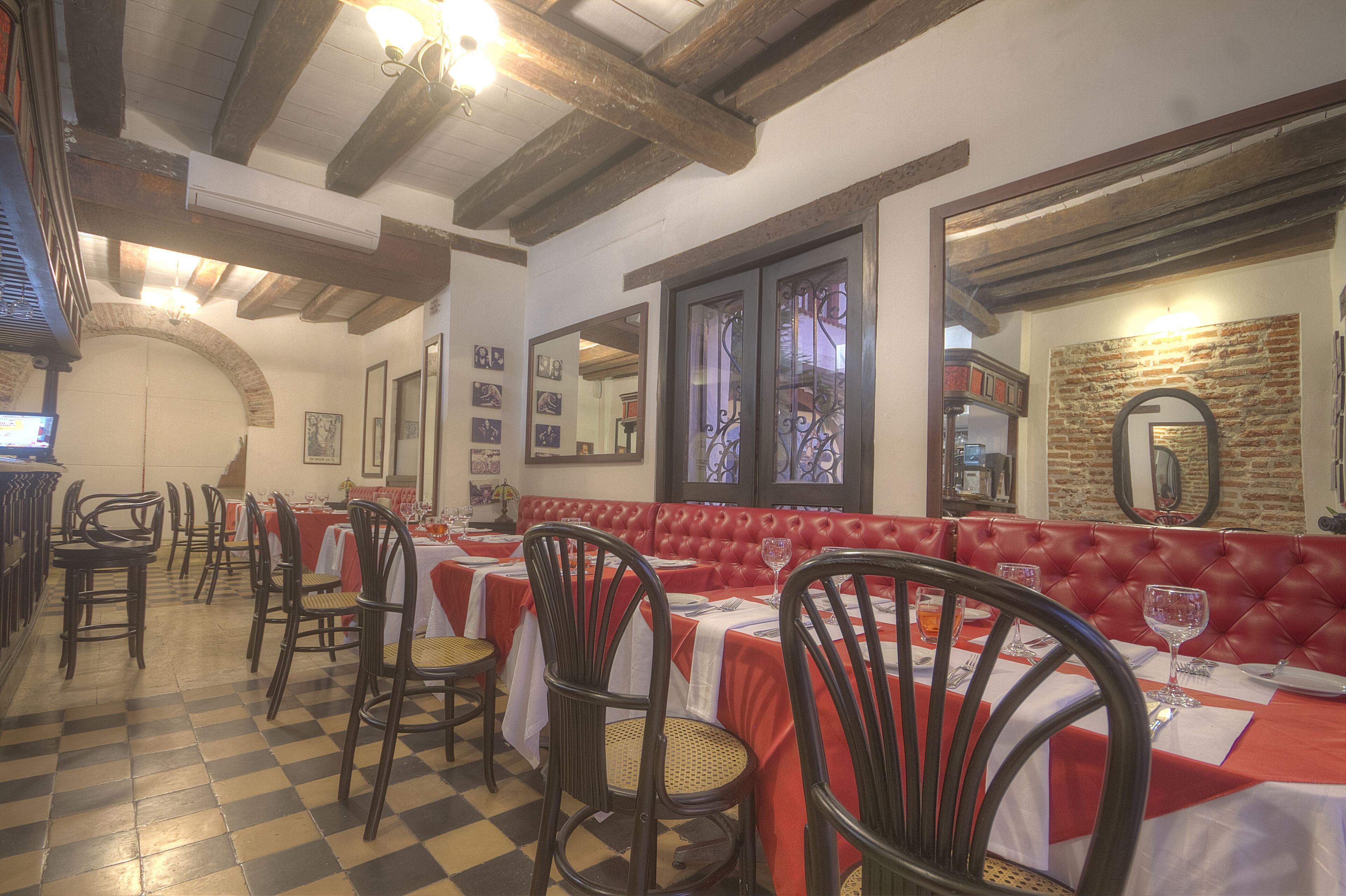 free daily english breakfast