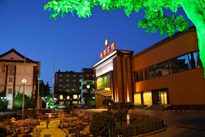 Front of property - evening/night - Xijiao Hotel Beijing (Beijing)